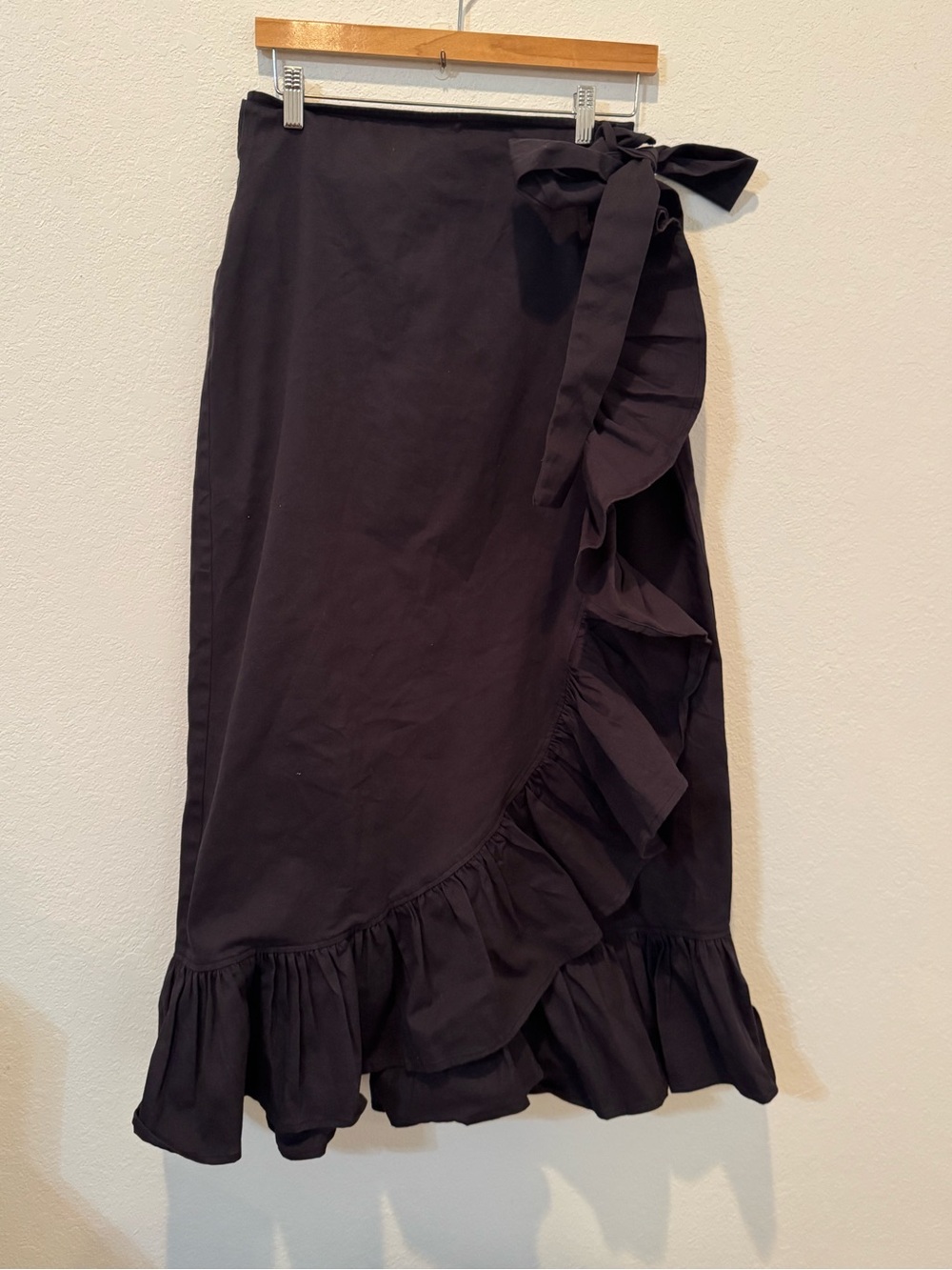 NWT Victoria Dunn Ruffle Wrap Maxi Skirt L Black Cotton Tie Waist India